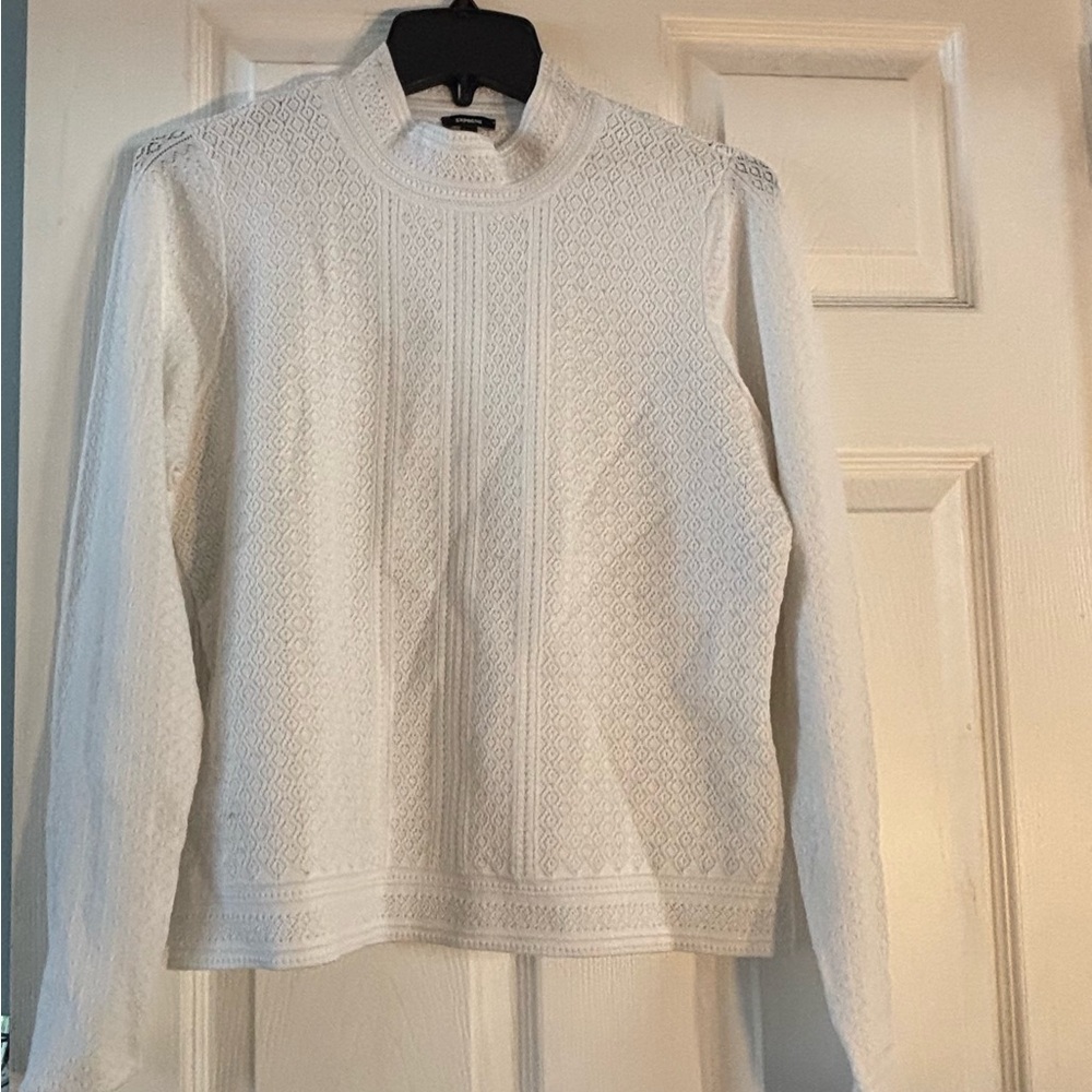 Light weight white sweater by express size L beautiful pattern